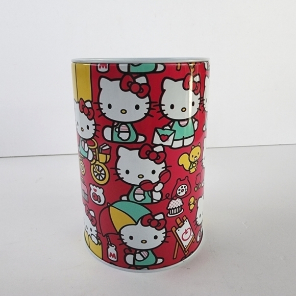 NEW Hello Kitty Sanrio Pink Tin Can Coin Bank - Picture 1 of 6